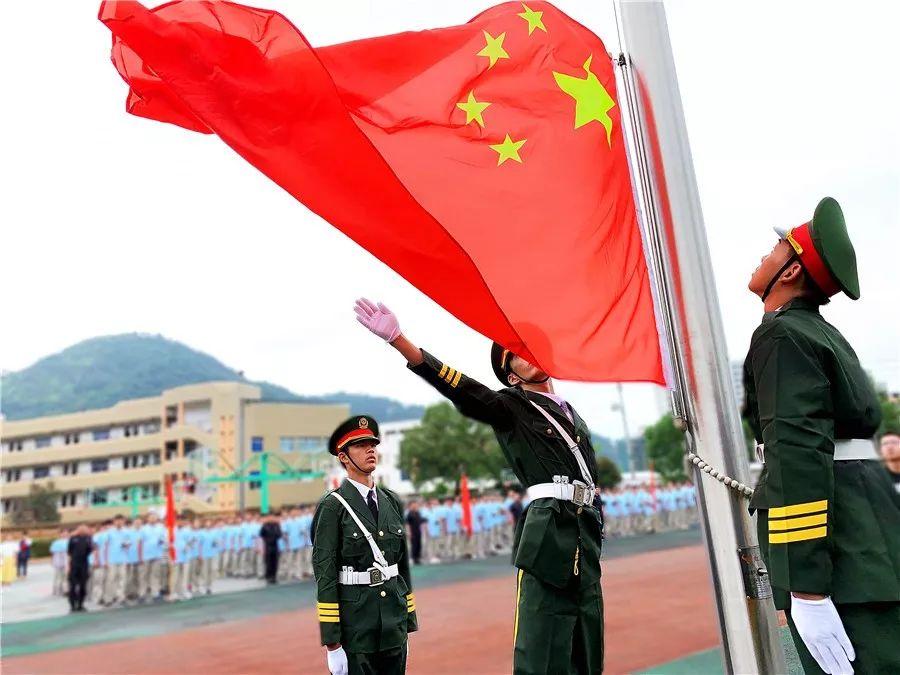 楼市走到十一月份，超20个城市房子白菜价，将来房价的走势会怎样？游戏画面